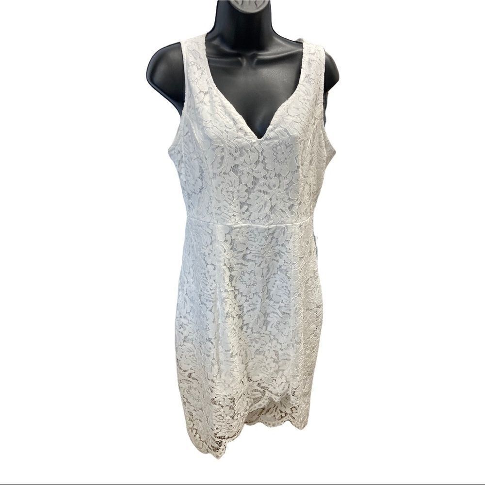 AOOKSMERY,‎ Women’s white lace dress, Tag says M, but Hand measures XS, NWOT